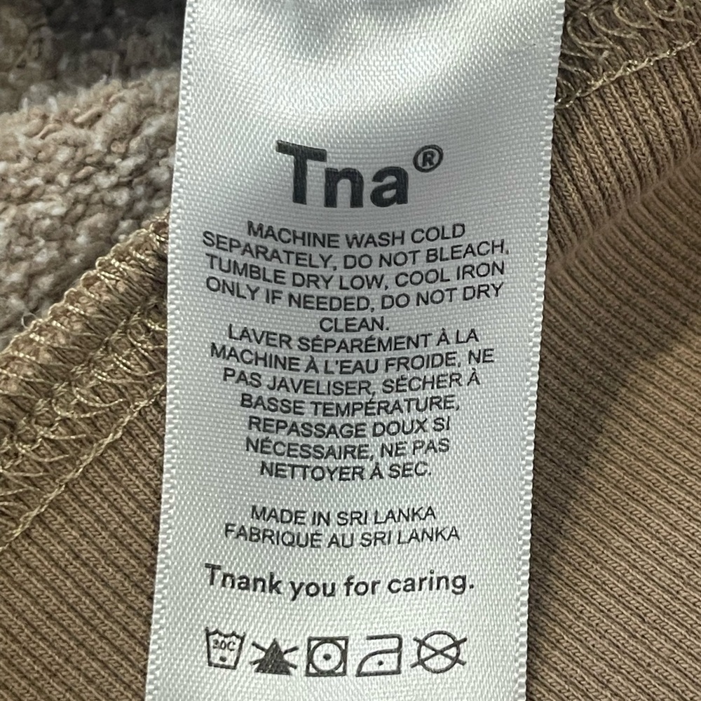 Aritzia TNA Tan Cozy Fleece Hoodie for Women, Casual and Relaxed, Size Medium - Picture 5 of 14